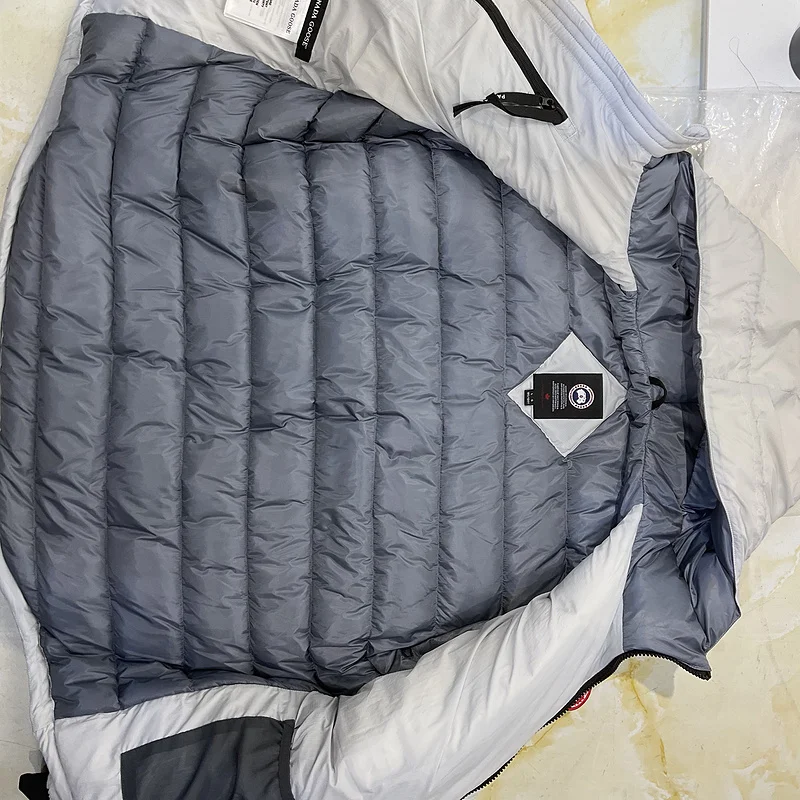 Canada Goose S-2XL 26yr52 (28)